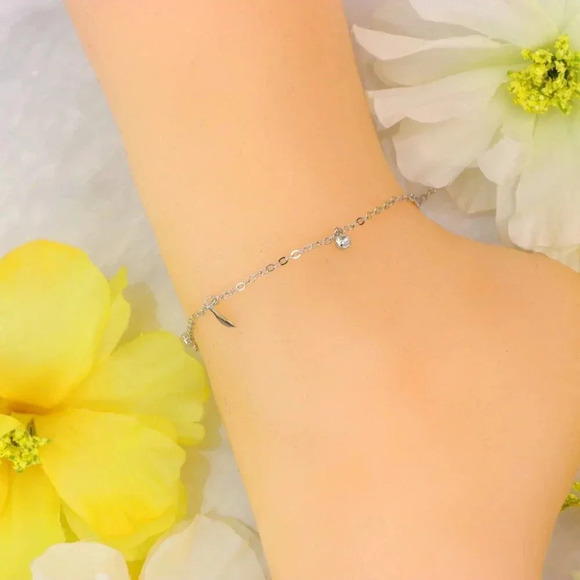 Minimalist Anklet, Sleek & Modern Design, Women’s Fashion, YC110302-A - Picture 8 of 10